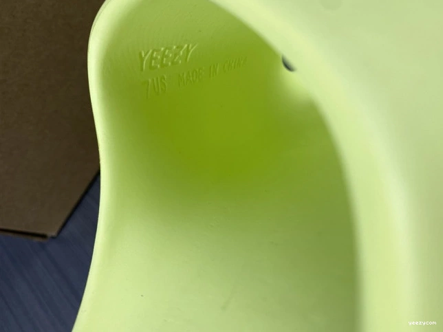 Green Slide GX6138 Yeezy Adidas 1213